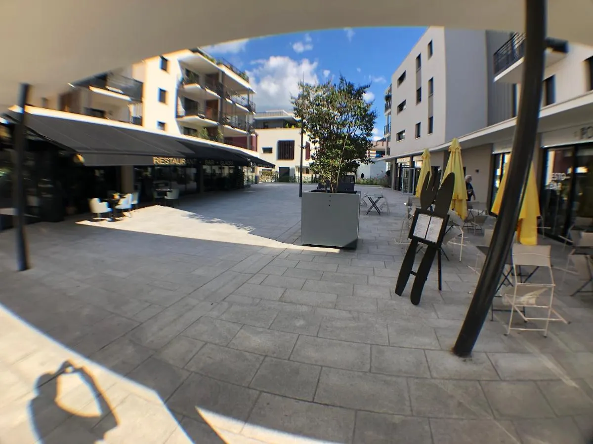 Au Coeur De St Jorioz, Spacieux Appartement Avec Terrasse Et Vue Montagne. 圣若里奥 公寓